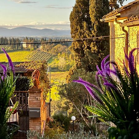 Lovely 2 Bedroom In San Gimignano Historic Center Kültér fotó