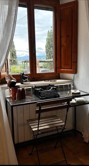 Lovely 2 Bedroom In San Gimignano Historic Center Kültér fotó