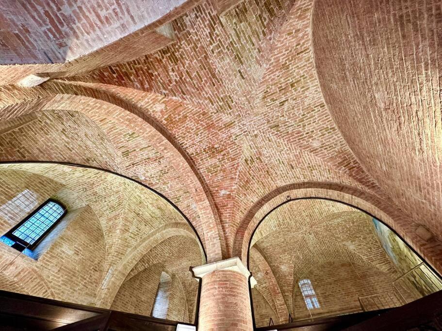 Lovely 2 Bedroom In San Gimignano Historic Center Kültér fotó