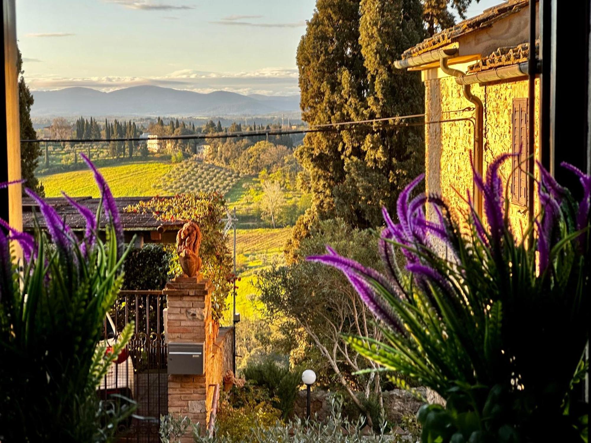 Lovely 2 Bedroom In San Gimignano Historic Center Kültér fotó