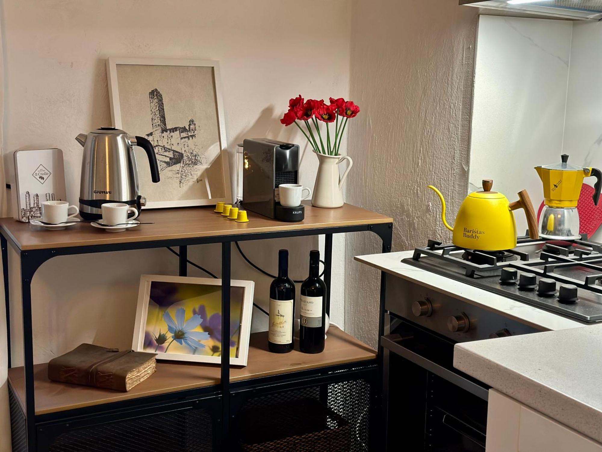Lovely 2 Bedroom In San Gimignano Historic Center Kültér fotó
